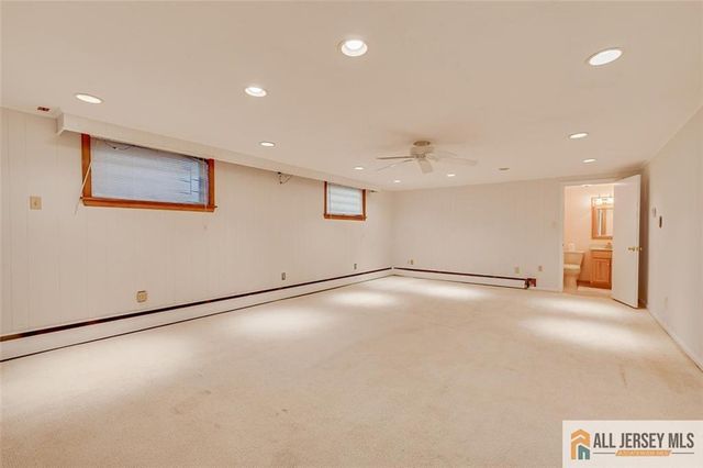 31 Marie Road, Fords, NJ 08863