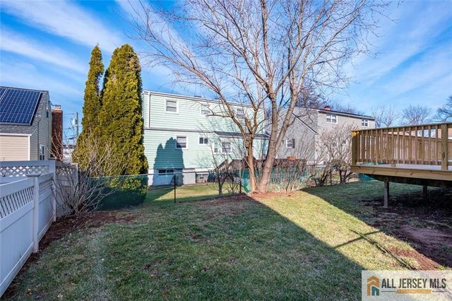 31 Marie Road, Fords, NJ 08863