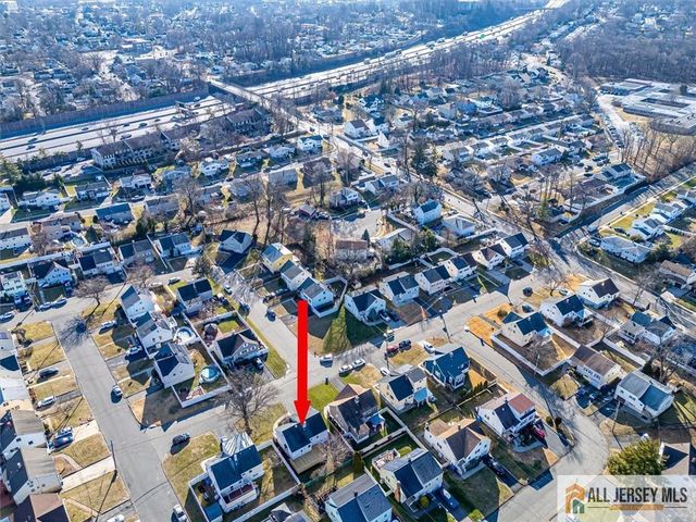 31 Marie Road, Fords, NJ 08863