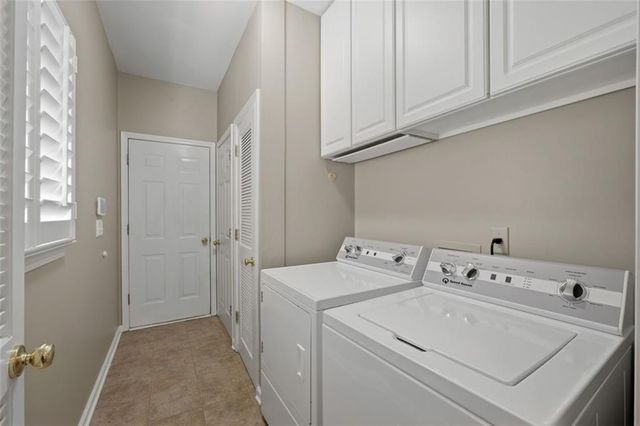 14000 Mariners Cove, Alpharetta, GA 30005