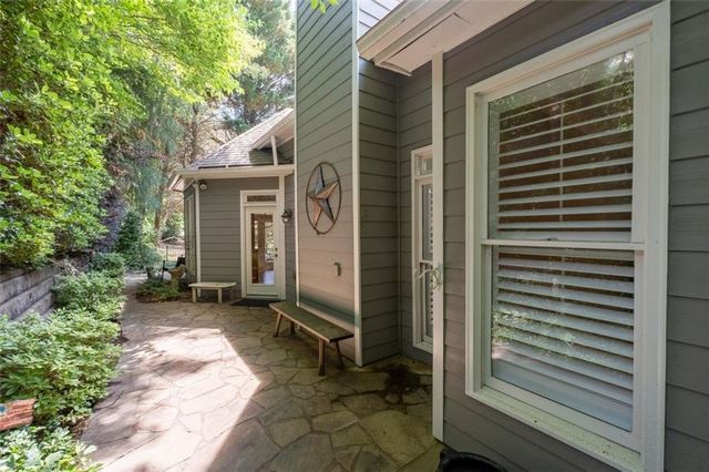 14000 Mariners Cove, Alpharetta, GA 30005