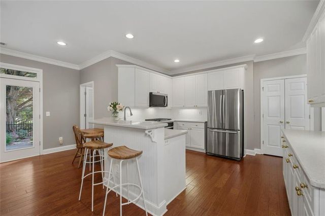 14000 Mariners Cove, Alpharetta, GA 30005