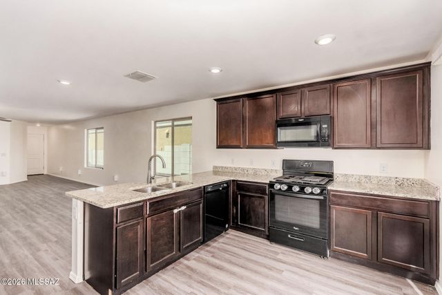 6033 S Kirtley Drive, Tucson, AZ 85706