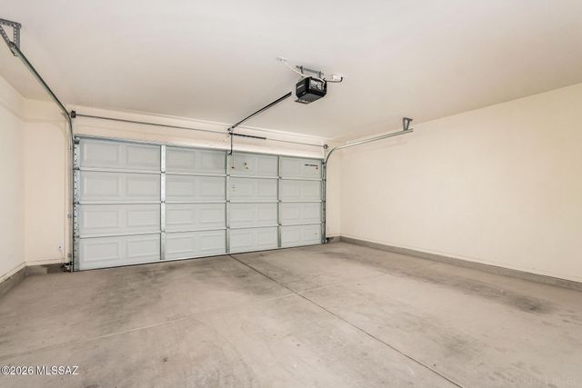 6033 S Kirtley Drive, Tucson, AZ 85706