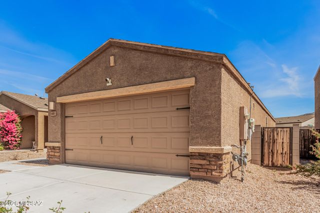 6033 S Kirtley Drive, Tucson, AZ 85706