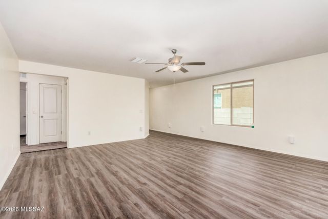 6033 S Kirtley Drive, Tucson, AZ 85706