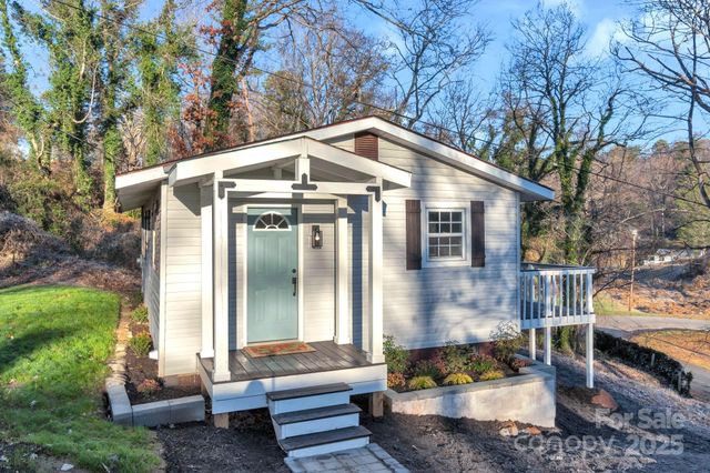 49 E Livingston Street, Tryon, NC 28782