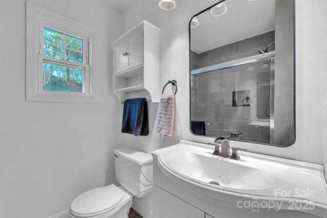 49 E Livingston Street, Tryon, NC 28782