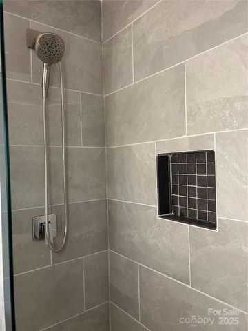 49 E Livingston Street, Tryon, NC 28782