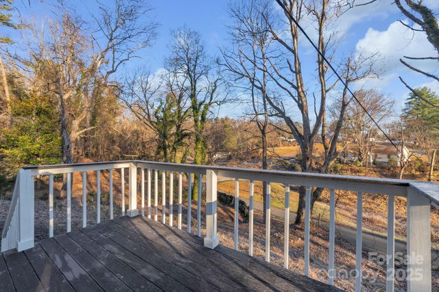 49 E Livingston Street, Tryon, NC 28782