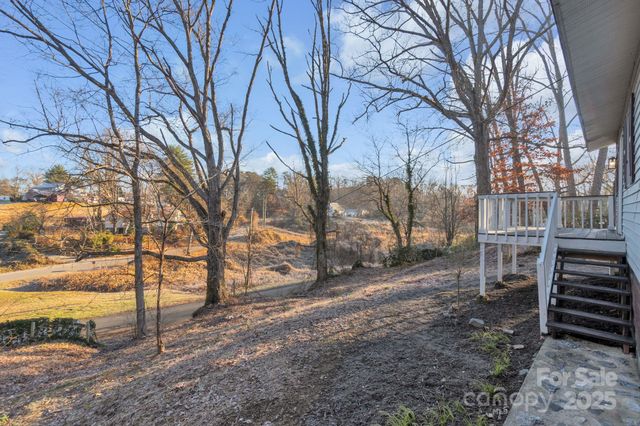 49 E Livingston Street, Tryon, NC 28782