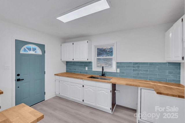 49 E Livingston Street, Tryon, NC 28782