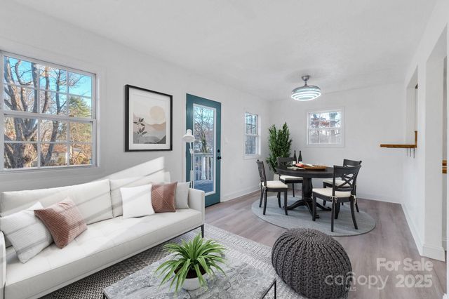 49 E Livingston Street, Tryon, NC 28782