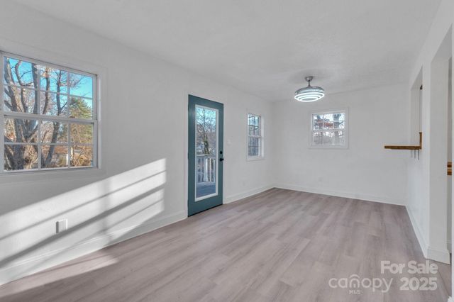 49 E Livingston Street, Tryon, NC 28782