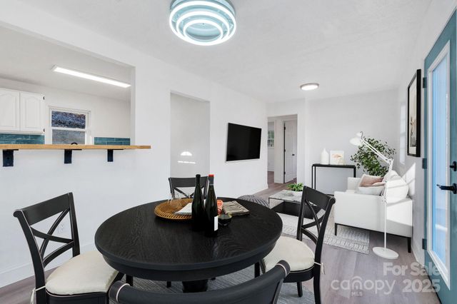 49 E Livingston Street, Tryon, NC 28782