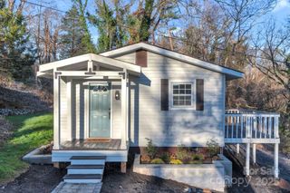 49 E Livingston Street, Tryon, NC 28782