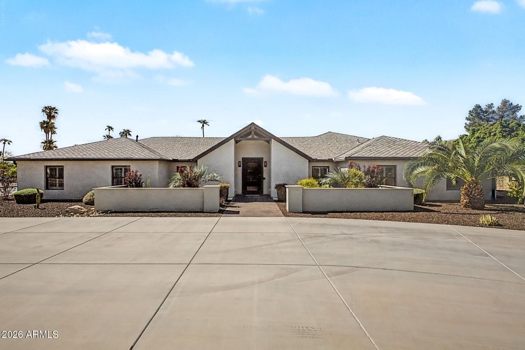 301 W MOON VALLEY Drive, Phoenix, AZ 85023 — photo 4