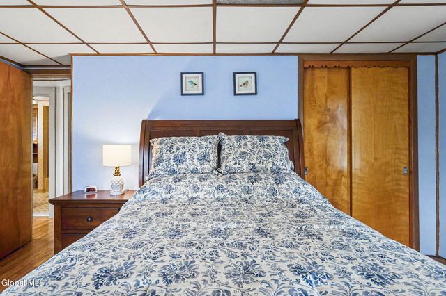 14 Kelton Court, Albany, NY 12209