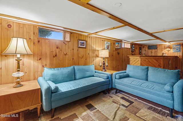 14 Kelton Court, Albany, NY 12209