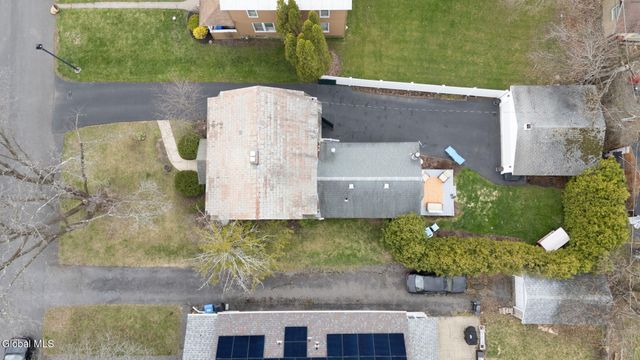 14 Kelton Court, Albany, NY 12209