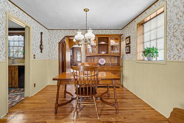 14 Kelton Court, Albany, NY 12209