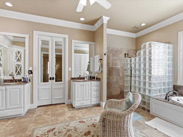 809 Lake Breeze Drive, Highland Village, TX 75077