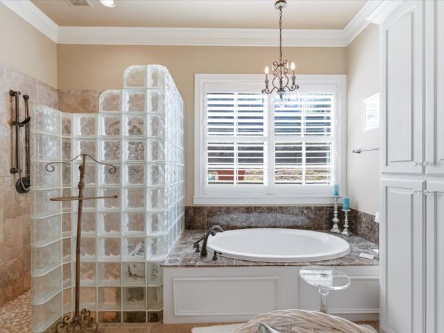 809 Lake Breeze Drive, Highland Village, TX 75077