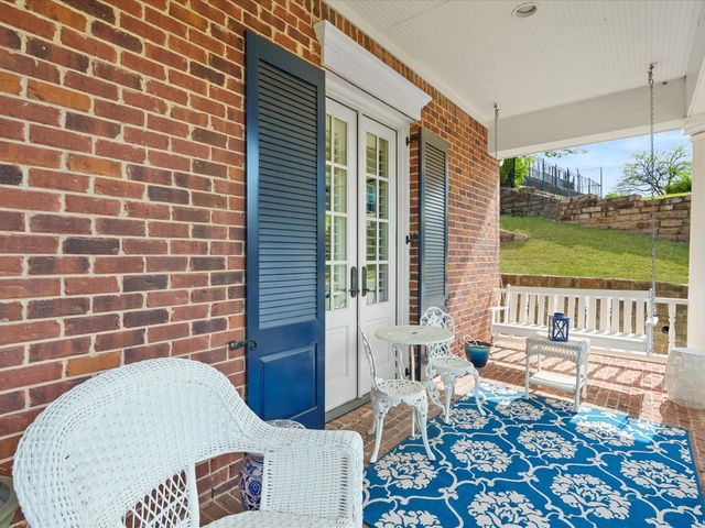 809 Lake Breeze Drive, Highland Village, TX 75077