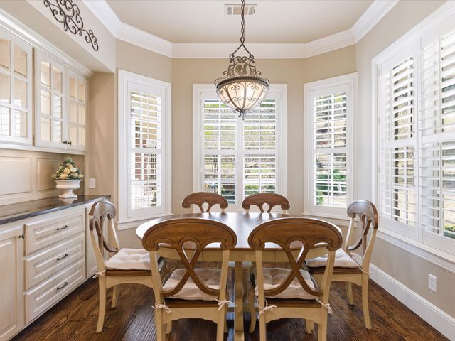 809 Lake Breeze Drive, Highland Village, TX 75077