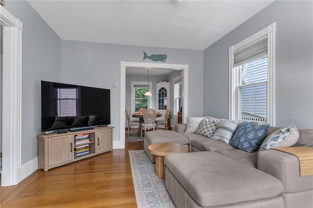 3 Sycamore Street, Newport, RI 02840