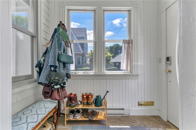 3 Sycamore Street, Newport, RI 02840