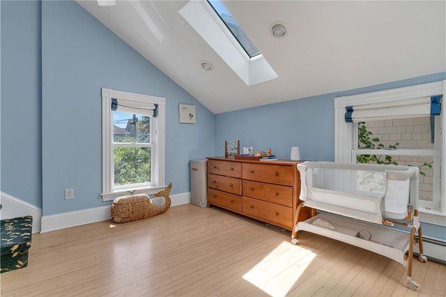 3 Sycamore Street, Newport, RI 02840