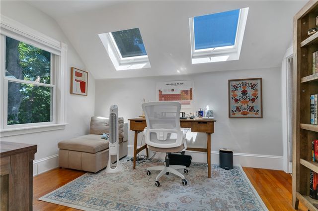 3 Sycamore Street, Newport, RI 02840