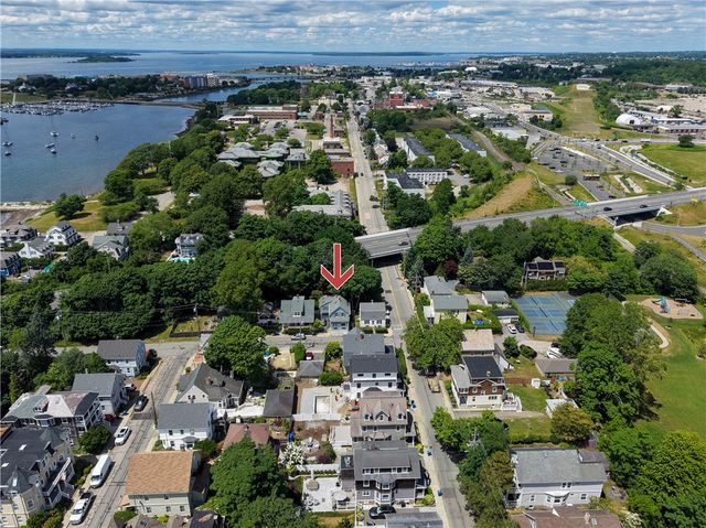 3 Sycamore Street, Newport, RI 02840