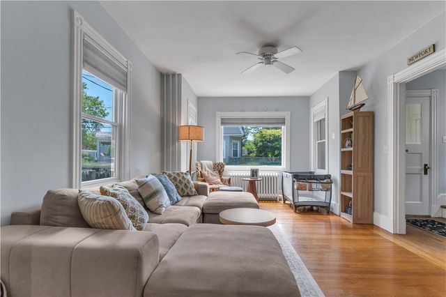 3 Sycamore Street, Newport, RI 02840