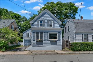 3 Sycamore Street, Newport, RI 02840
