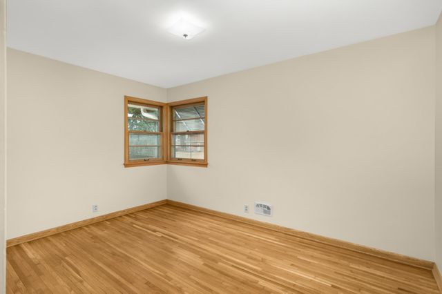 7501 Clinton Avenue, Richfield, MN 55423