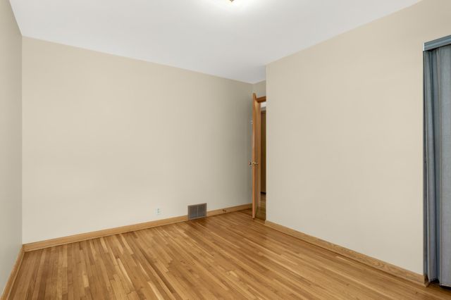 7501 Clinton Avenue, Richfield, MN 55423