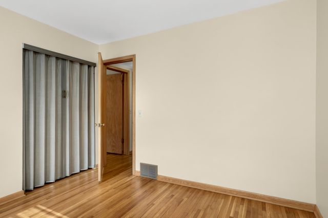 7501 Clinton Avenue, Richfield, MN 55423