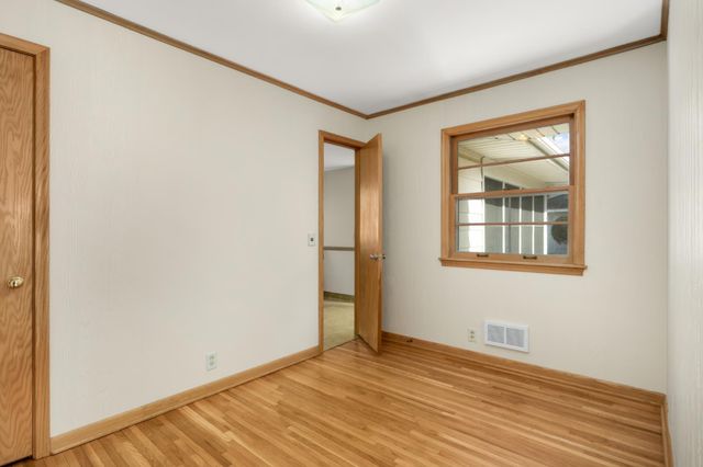 7501 Clinton Avenue, Richfield, MN 55423