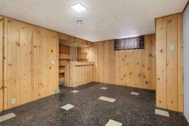 7501 Clinton Avenue, Richfield, MN 55423