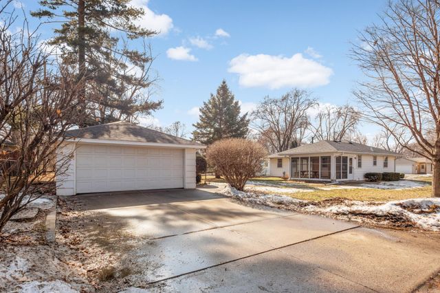 7501 Clinton Avenue, Richfield, MN 55423