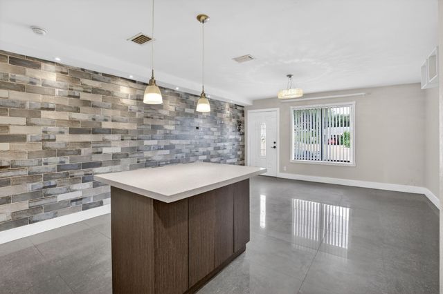 4764 SW 12th Street, Fort Lauderdale, FL 33317