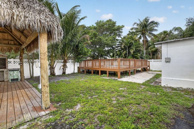 4764 SW 12th Street, Fort Lauderdale, FL 33317
