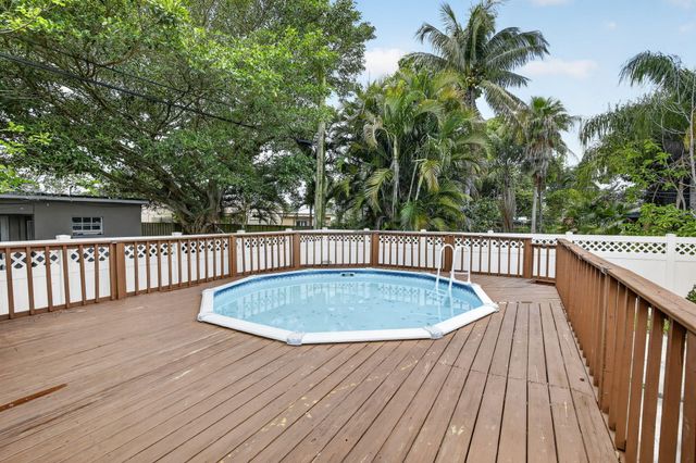 4764 SW 12th Street, Fort Lauderdale, FL 33317