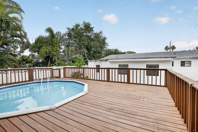4764 SW 12th Street, Fort Lauderdale, FL 33317