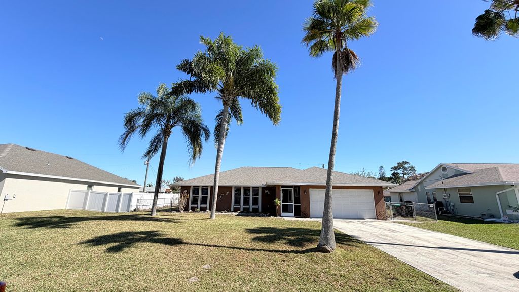 2541 SE Marius Street, Port St. Lucie, Port St Lucie, FL 34952