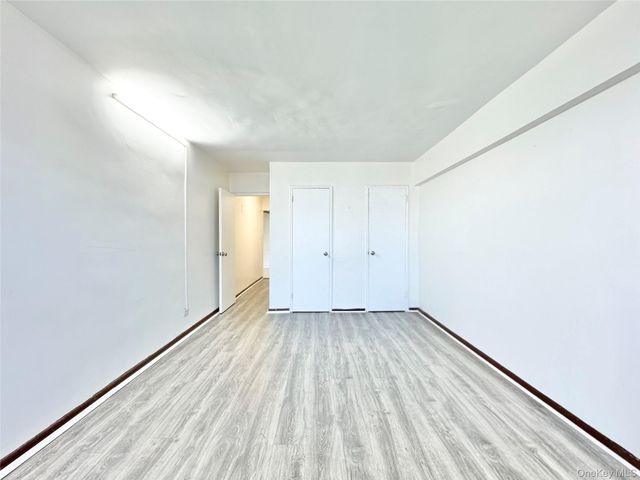 83-25 Vietor Avenue 5C, Elmhurst, NY 11373