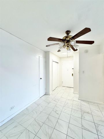 83-25 Vietor Avenue 5C, Elmhurst, NY 11373