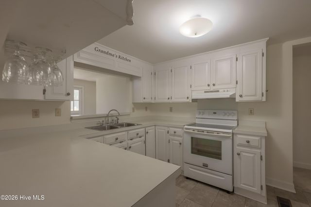 113 W Church Street, Beulaville, NC 28518